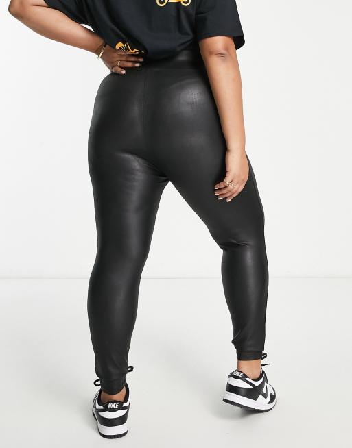 New Look Curve wet look legging in black