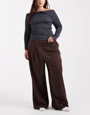 New Look Plus New Look Curve wide leg trouser in dark brown