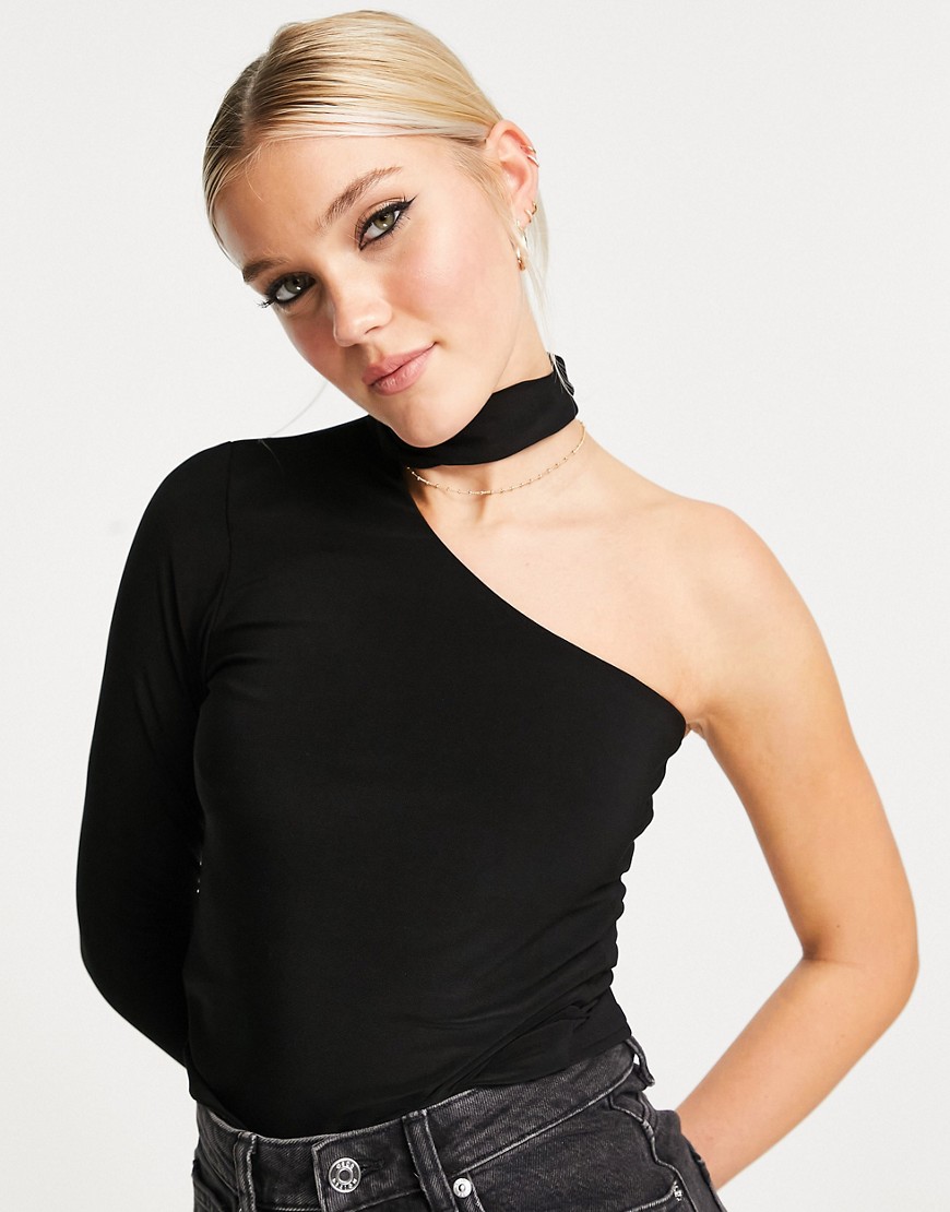 New Look cut out high neck top in black