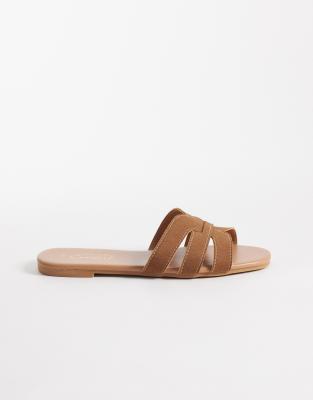  cutout sandal in tan