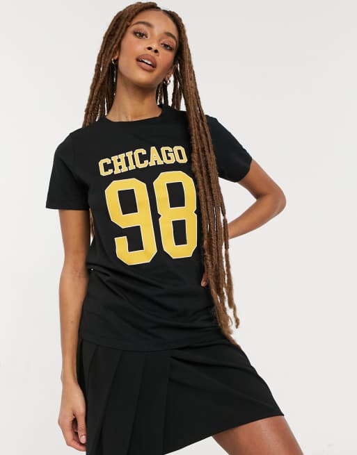 New Look – Czarna koszulka z napisem „Chicago”