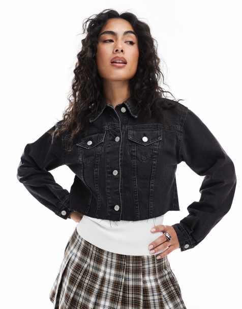New Look cropped denim jacket in black