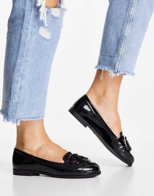 New Look – czarne lakierowane loafersy z frędzlami, 4 z 4