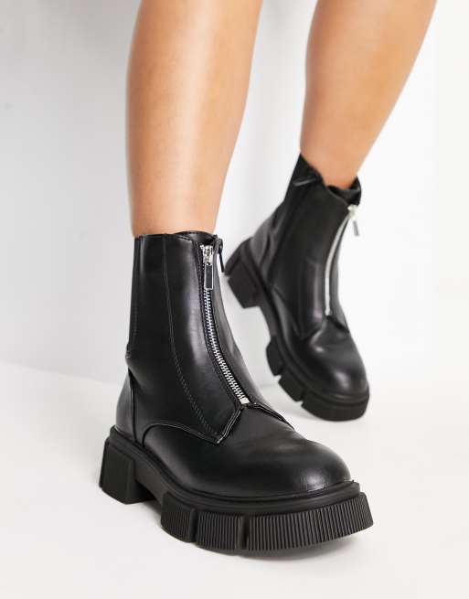 New Look – Czarne płaskie buty sztyblety na grubej podeszwie, z zamkiem z przodu
