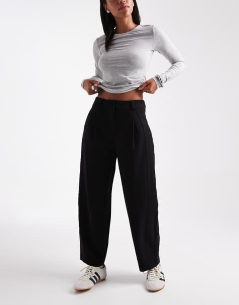 New Look barrel leg trousers in black