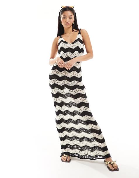 New Look – Czarno-biała szydełkowana sukienka maxi w jodełkę - view 1