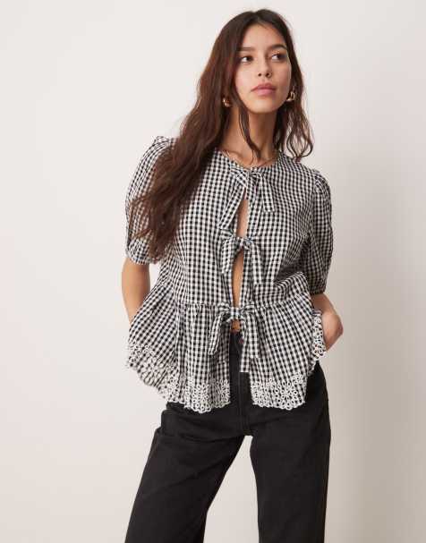 New Look tie front gingham top in black