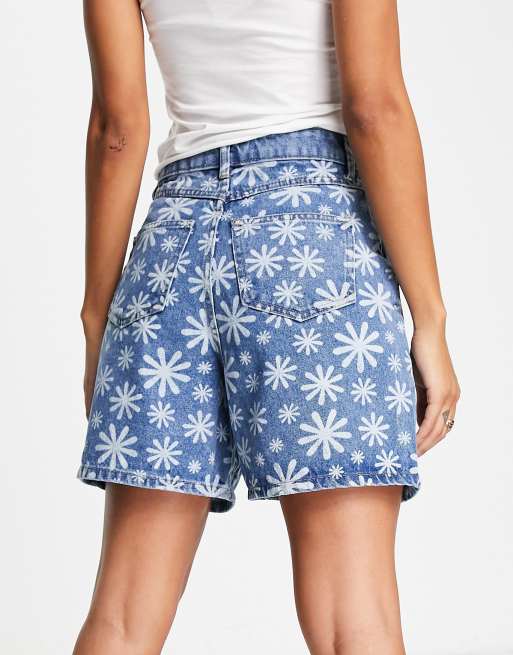 Daisy store denim shorts