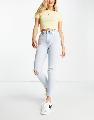 New Look - Disco - Zerrissene Skinny-Jeans in Hellblau