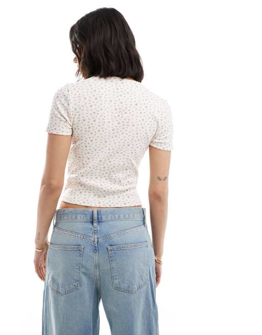 New Look ditsy floral baby t-shirt in cream, 4 of 4