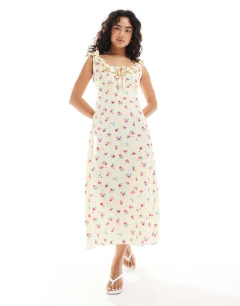 New Look ditsy floral tie back midi dress in yellow - view 1