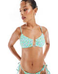 [New Look] New Look ditsy floral underwire bikini top in blue 12 Blue pattern