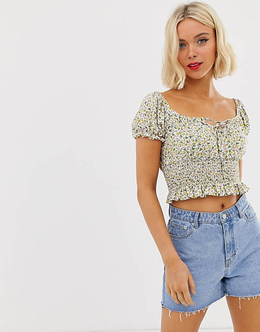 New Look ditsy square neck puff sleeve top in floral pattern | ASOS