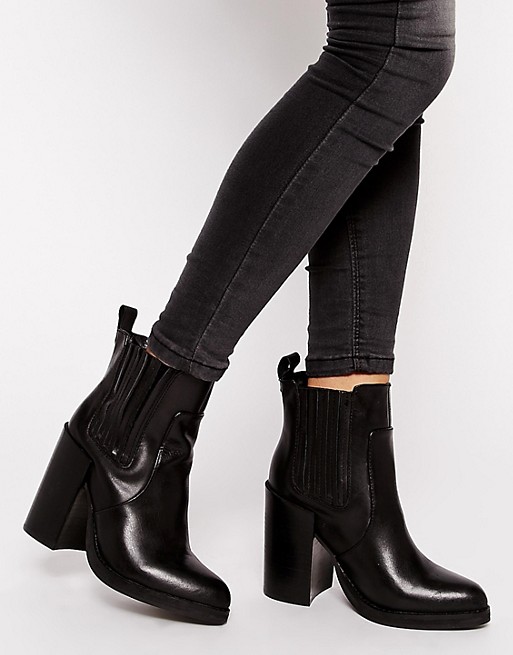 New Look | New Look Doolittle Leather Heeled Chelsea Boots
