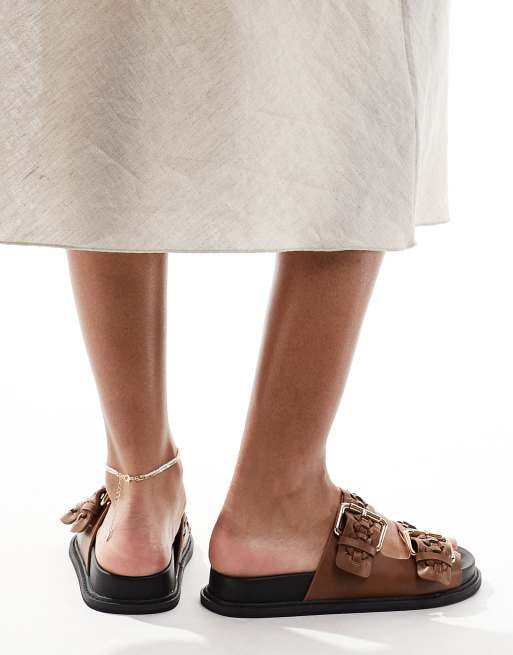New Look double buckle flat sandals in tan, 4 of 4