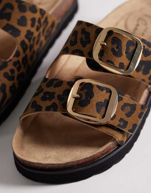 New Look double-buckle sandals in leopard print, 3 of 4