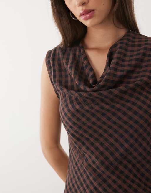 New Look drape neck detail woven top in brown check, 2 of 4