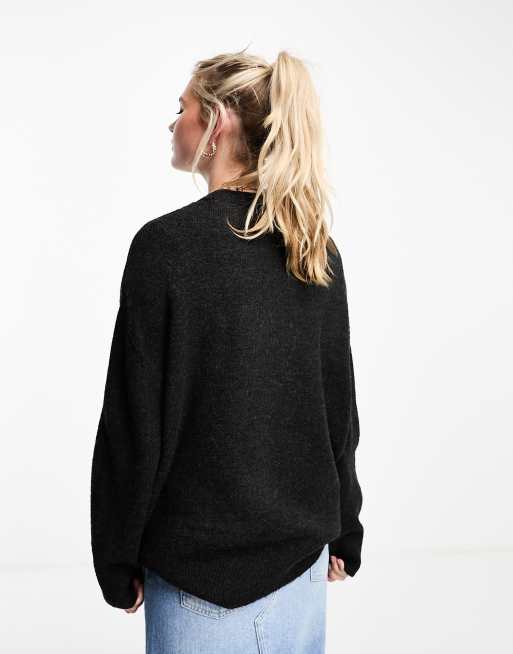 New Look – Dunkelgrauer Pullover mit „Mon Cheri“-Slogan ASOS