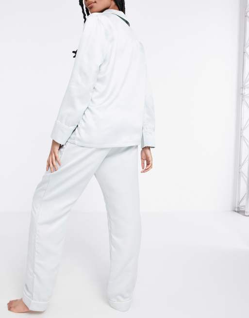 New Look – Einfarbiges Pyjama-Set aus Satin in Salbeigrün, 2 von 4