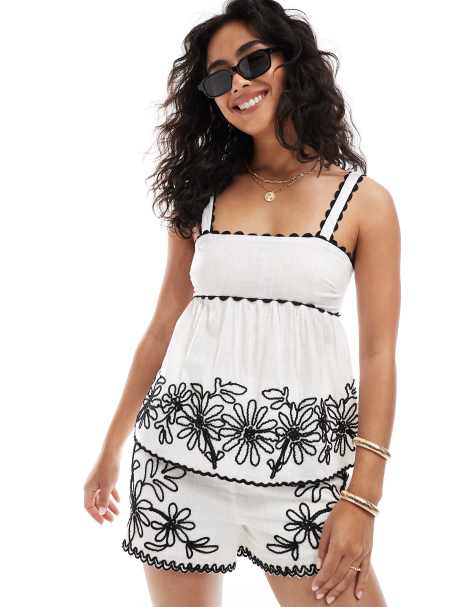 New Look embroidered hem cami top in white (part of a set) - view 1