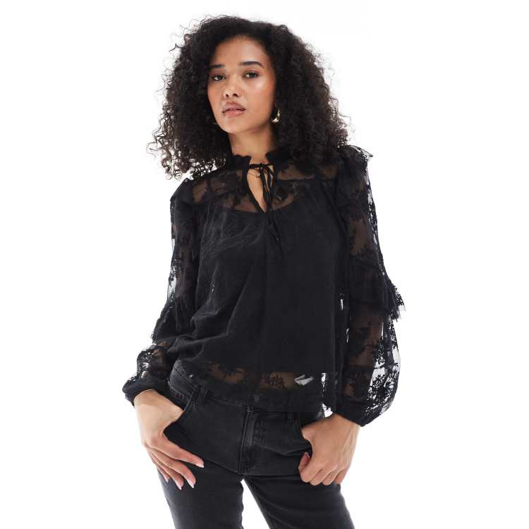 Eaphi /EMBROIDERY LACE BLOUSE ブラック HALF SLEEVE EMBROIDERY LACE BLOUSE【STORE限定】