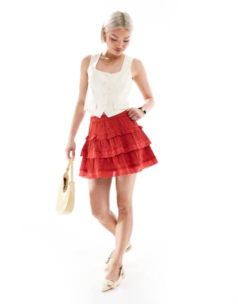 New Look embroidered tiered mini skirt in red - view 1
