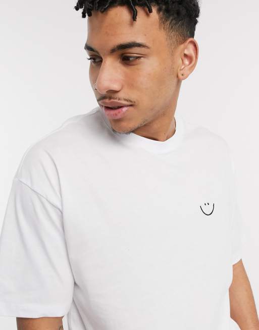 smile white t shirt