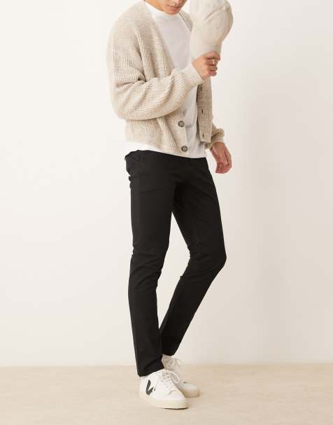 New Look – Enge Chinohose in Schwarz - view 1
