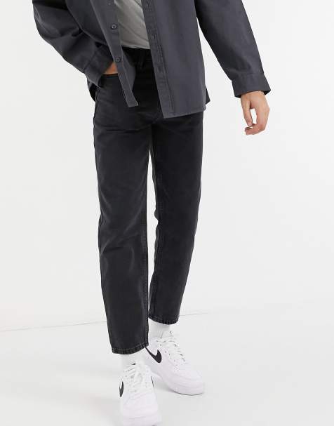 New Look – Enge, feste Jeans in verwaschenem Schwarz - view 1