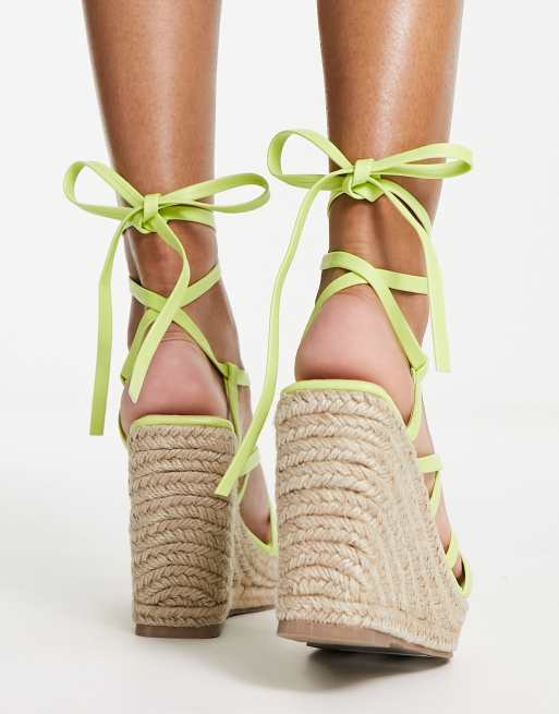 New Look Espadrilles avec semelle compensee brides et liens a nouer aux chevilles Vert casse ASOS