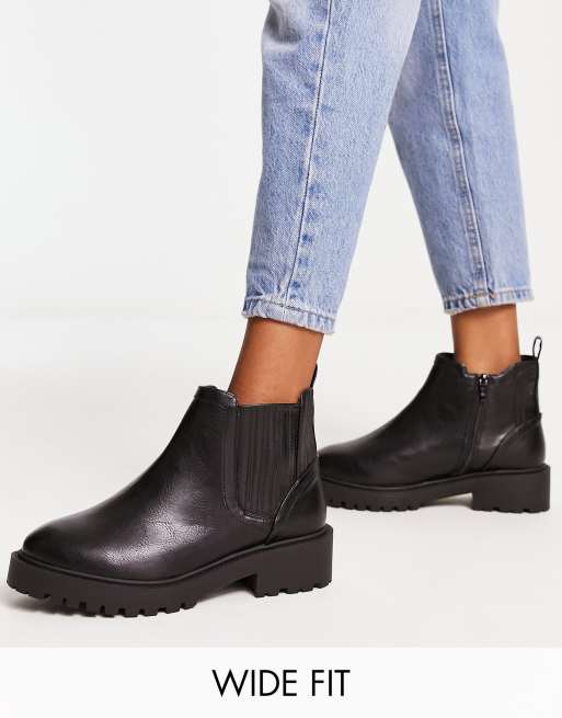 New Look Extra Wide Fit flat chunky chelsea boots in black ASOS