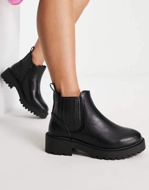 New Look Extra Wide Fit flat chunky chelsea boots in black