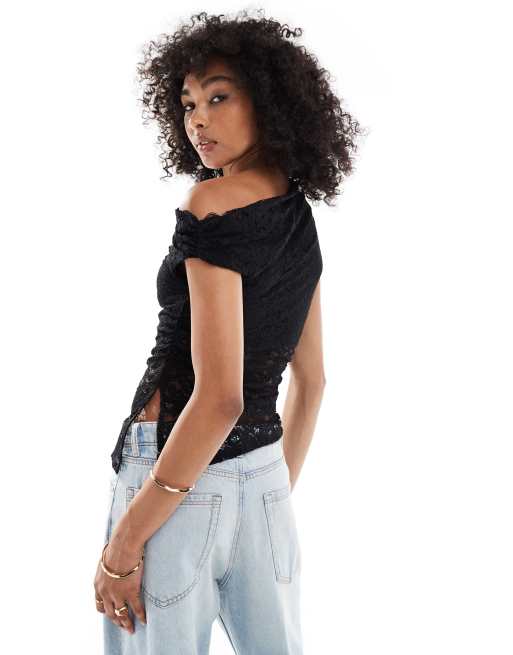 New Look fallen shoulder lace top in black, 4 of 4