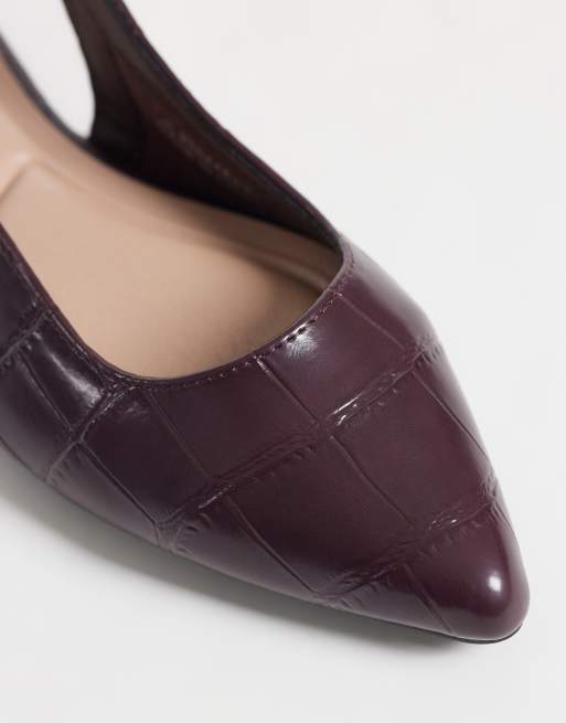New Look faux croc pointed toe ballet flat in burgundy, 2 of 4
