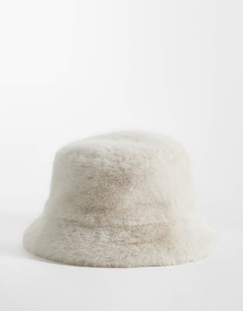 New Look faux fur bucket hat in cream - view 1