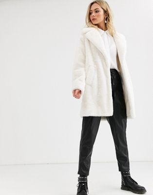 New Look faux fur coat in cream | ASOS