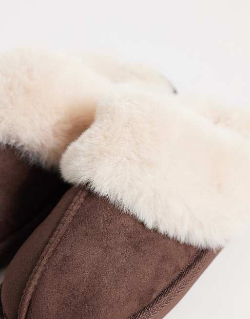 New Look faux fur lined suedette slipper in dark brown, 4 of 5