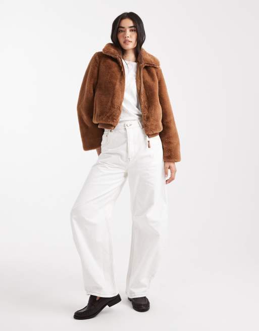 New Look faux-fur zip-up jacket in tan, 3 of 4