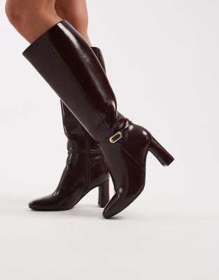  faux leather block knee high heeled boots in burgundy
