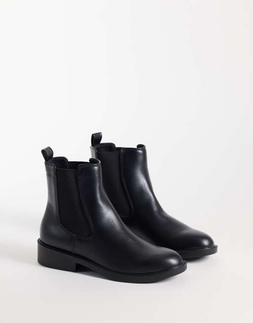 New Look faux leather Chelsea boot in black, 2 of 4