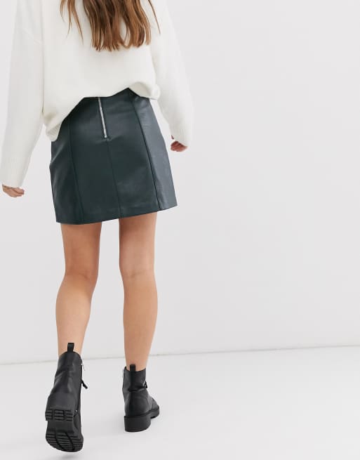 Green leather hotsell skirt new look