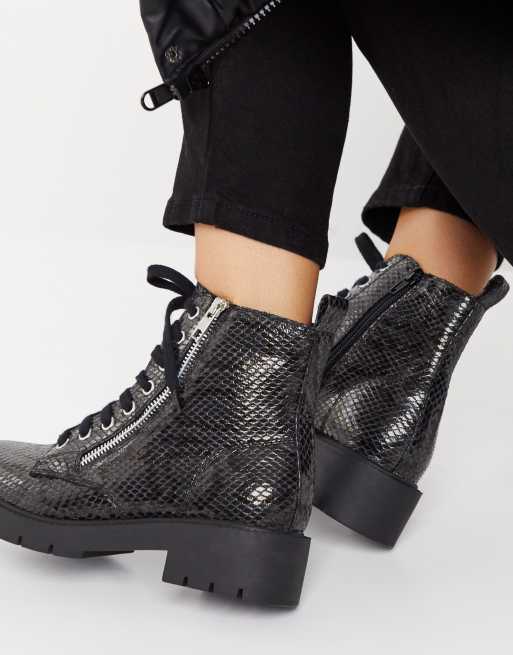 New Look faux snake lace up flat chunky boots in black, 4 of 4