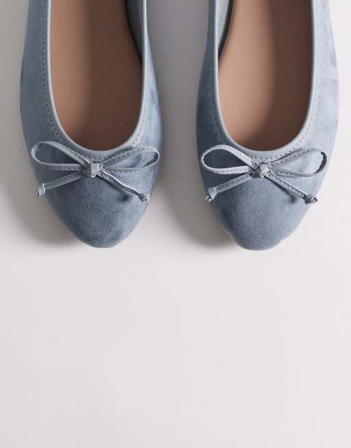New Look faux suede ballet flats in dusty blue, 2 of 4