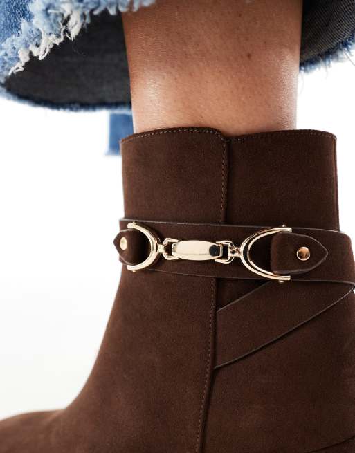 New Look faux-suede buckle heeled boots in brown, 3 of 4