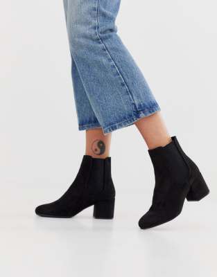 new look faux suede pointed heeled boots in black