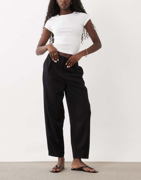 New Look figursydda barrel-leg-byxor i svart - view 1