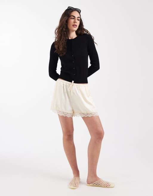 New Look fine gauge crew neck cardigan in black, 2 of 4