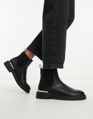 New Look - Flache Chelsea-Stiefel in Schwarz