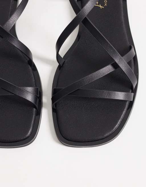 New Look – Flache Riemchensandalen in Schwarz, 2 von 4