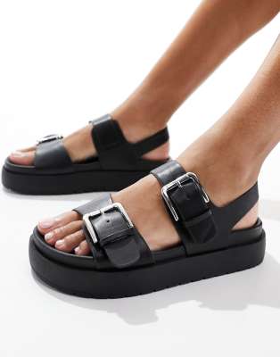 New Look - Flache Sandalen in Schwarz mit Schnallen und dicker Sohle